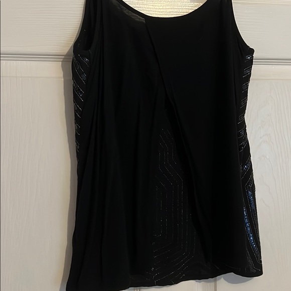 Tank - Picture 3 of 4